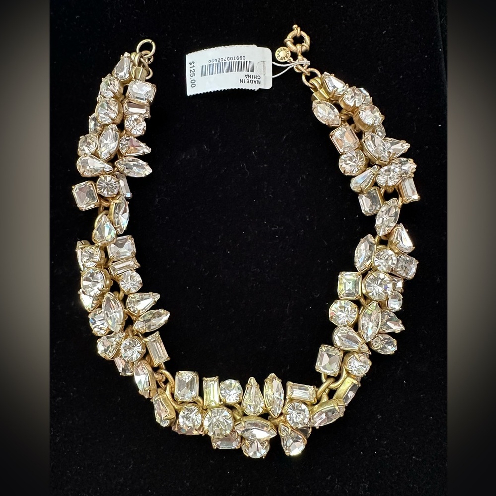 NWT and HTF J Crew ‘Glacier Crystal’ Wreath Necklace